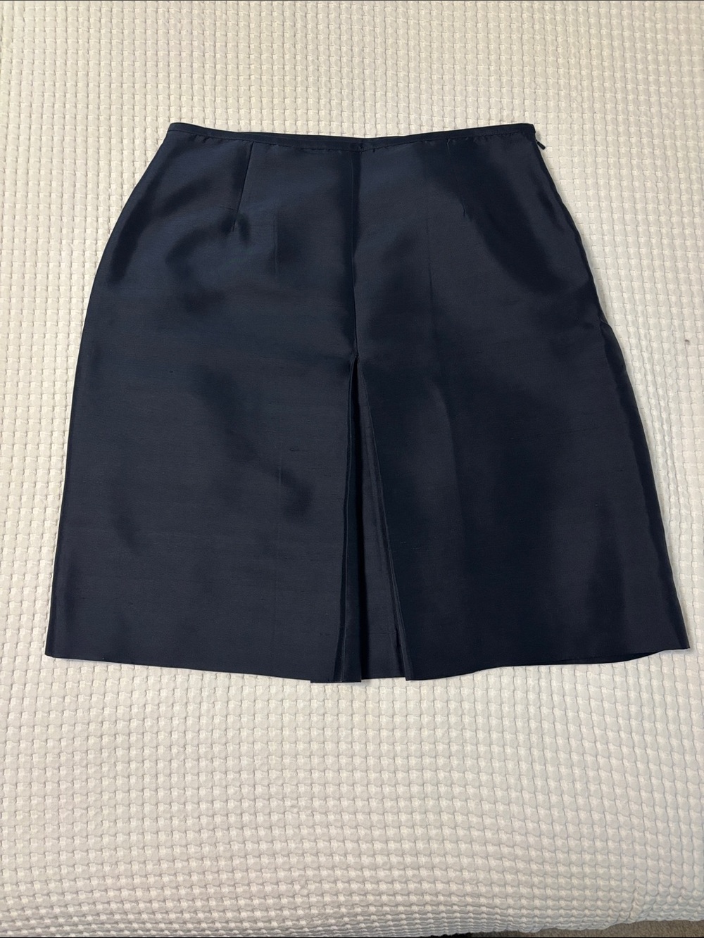 Ann Taylor 100% silk skirt navy blue